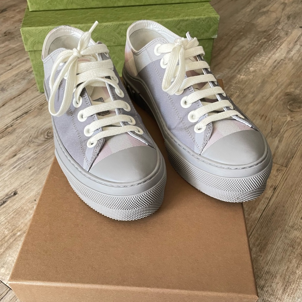 Burberry Jack check low-top sneakers, size 39, color: grey, multi